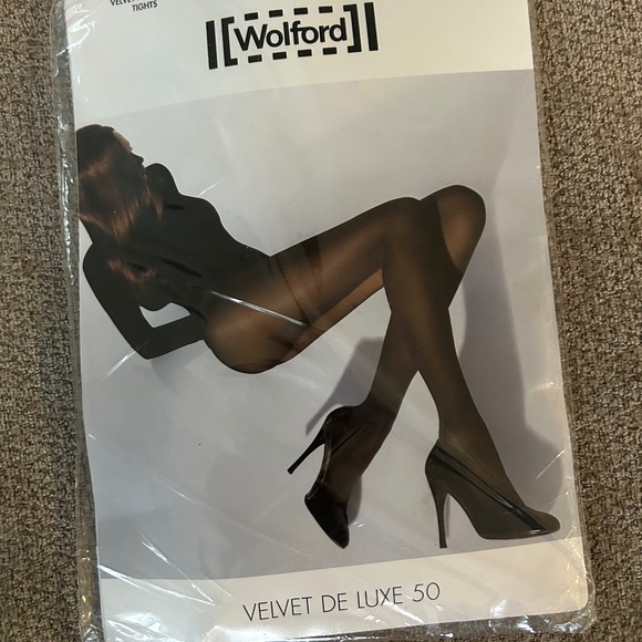 Wolford Accessories - NEW WOLFORD Velvet De Luxe 50 Sheer Black Tights sz LARGE